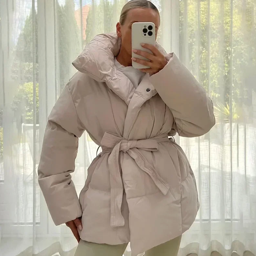 NOMI™ - Elegant Polstrad Jacka