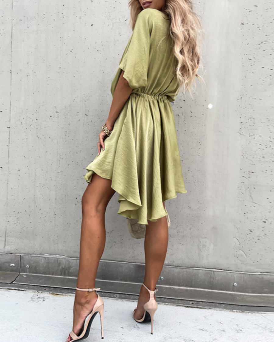 Nomi™ - Elegant Flödande Klänning för en Stilfull Look